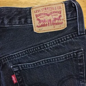 Levi’s 501 Jean shorts 24 button-fly faded black distressed thumbnail 8