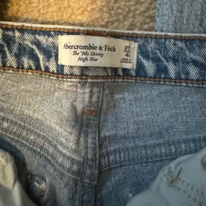 Abercrombie Jeans High-Rise thumbnail 3