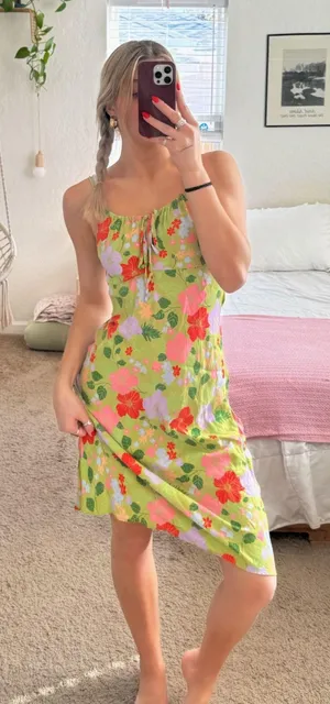 Hawaiian Dress  thumbnail 1