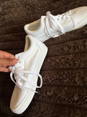 Vans‎ White Low-Top Canvas Sneakers thumbnail 2