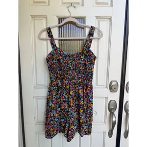 Wild‎ Fable Women Multicolor Floral Button Front Smocked Back Romper Size Medium thumbnail 6