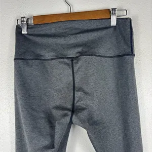 TYR Women's Medium Base Kinetic™‎ High-Rise 21" Leggings Gray Cropped Mid Calf thumbnail 6