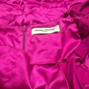 ✨ Amanda Uprichard Sonnet Silk Gown – Fuchsia – Size Small thumbnail 5
