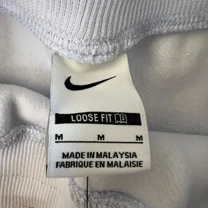 NWT NIKE Court High-Waisted Heritage Phoenix Fleece Tennis Shorts thumbnail 5