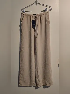 Women's Wide-Leg Drawstring Pants in Light Beige thumbnail 2