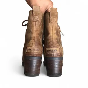 Sorel Womens Size 8 Brown Suede Lace Up Ankle Fashion Boots Bootie thumbnail 4
