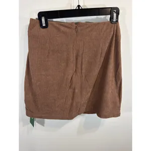 Halara AuraCord Cloud Brown Corduroy Skirt with Built-in Shorts Women M Long NWT thumbnail 8