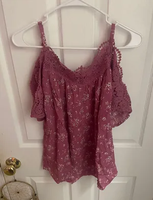 Kingston Gray Top Size M thumbnail 1