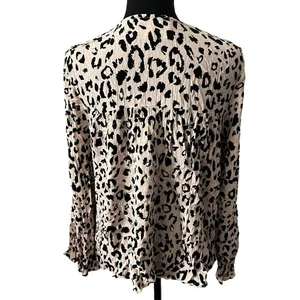 Savanna Jane Leopard Embroidered Bell Sleeve Top Medium Women’s Cream thumbnail 3