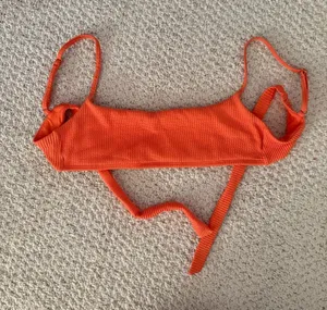 Monday swimwear top Size M thumbnail 1