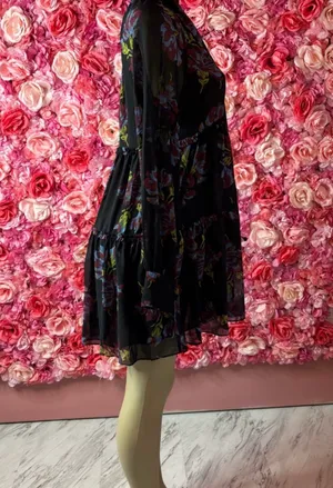 Bold Cinq à Sept Black Multi Floral Dress Size 4 thumbnail 4