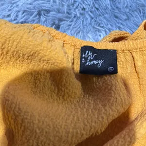 Milk & Honey Yellow Sleeveless Ruffled Peplum Blouse thumbnail 4