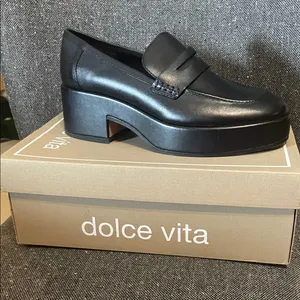 Dolce Vita Women's Black Platform Loafers thumbnail 1