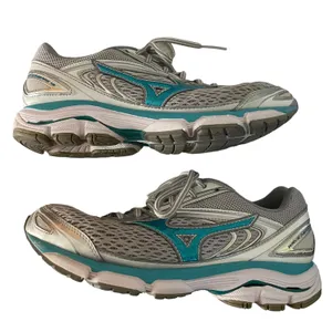 Mizuno Wave Inspire 13 Gray Green Sneakers Size 9 thumbnail 6