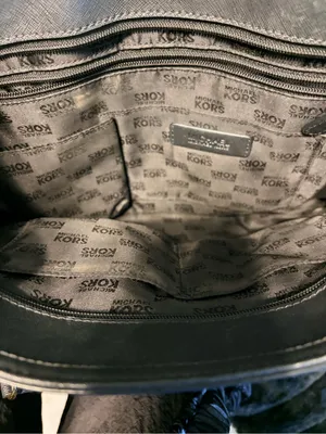Michael Kors Black Tote with Gold Logo Charm thumbnail 7