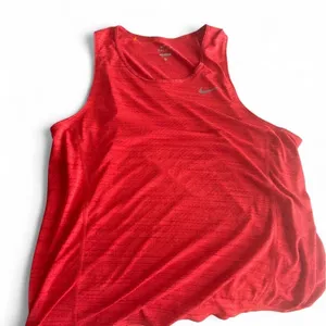 Red Nike Dri thumbnail 1
