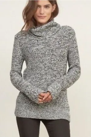 Abercrombie and Fitch Women's Long Sleeve Turtleneck Black Marled Sweater Jumper thumbnail 1