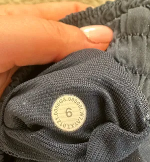 Lululemon Hotty Hot Shorts 4" High-Rise thumbnail 3