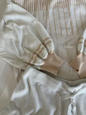 Sweater Set thumbnail 2