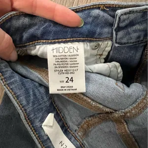 Hidden Jeans Happi Mid Rise two tone flare jeans! thumbnail 5