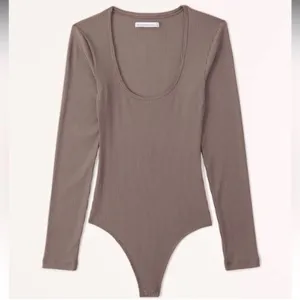 Abercrombie‎ & Fitch Ribbed Long Sleeve Scoop Neck Bodysuit Taupe Brown XL thumbnail 2