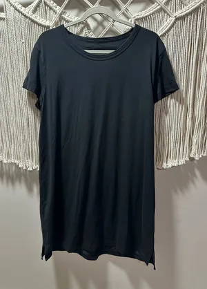 lululemon athletica Black Short-Sleeve Midi Tee Dress thumbnail 1