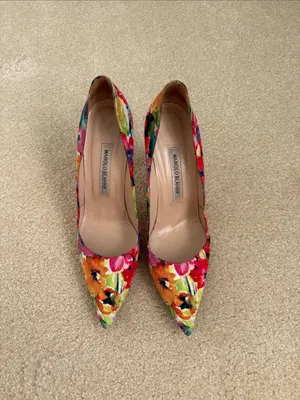 Manolo Blahnik BB Pumps Heels Women’s 39.5 9.5 Floral Stiletto Pink Red Satin thumbnail 2