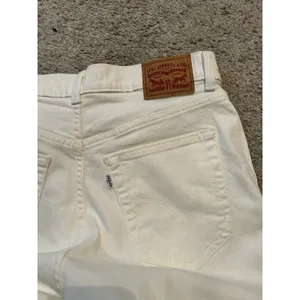 Levis Womens Size 30 White/cream High Waisted‎ Wide Leg Crop Utility Cargo Jeans thumbnail 8