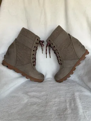 Sorel Women's Lexi Wedge Boots Khaki 7.5 thumbnail 5