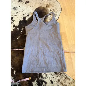 LULULEMON Ebb to Street Tank Top Light Support Size 4‎ thumbnail 5