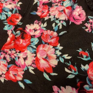 Charlotte Russe Black floral S shorts thumbnail 2