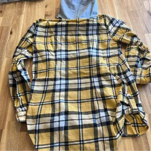 No Boundaries Yellow Plaid Flannel Hoodie Shirt M (7–9) thumbnail 5