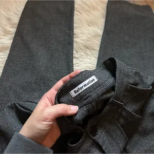 REFORMATION Everett Pant thumbnail 4