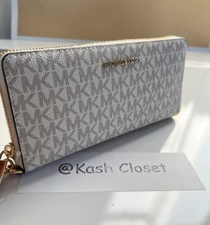 Michael Kors Large Logo Travel Continental Wallet/Wristlet - Vanilla thumbnail 2