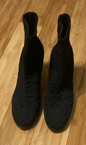 DKNY Logo Chunky Platform Ankle Knot Bootie Women’s US 7 Black Color 4”Heel NWT thumbnail 1
