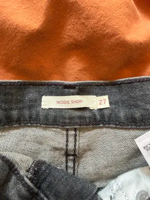 Levi’s Wedgie Shorts Denim High-Rise thumbnail 4