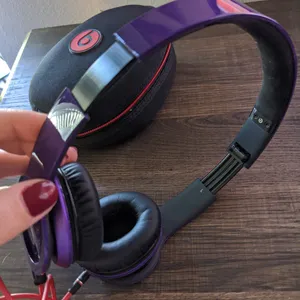 {Beats by Dr. Dre} Studio Purple Headphones thumbnail 3
