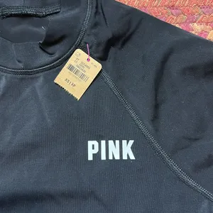 Nwt Vs Pink Black Rash Guard Swim Beach Long Sleeve thumbnail 2