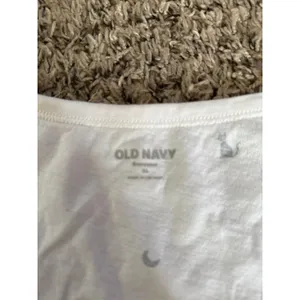 Old Navy Women's Everyday V Neck Cat Moon White Short Sleeve‎ Tee Size XL thumbnail 3