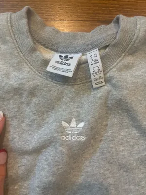 Adidas Sweatshirt thumbnail 3