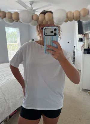 Lululemon Back In Action Shirt thumbnail 1