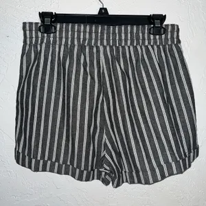 Ci Sono Gray and White Striped Linen Shorts thumbnail 2