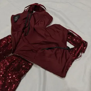 B. SMART Burgundy Sequin Prom Jumpsuit Off-The-Shoulder Sweetheart Gala Size 3/4 thumbnail 9