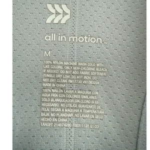 All in Motion‎ Women's Seamless Racerback Tank Top Light Blue Size Med thumbnail 4