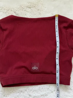 ALO Yoga Ribbed Button-Front Crop Top XS - Burgundy thumbnail 2