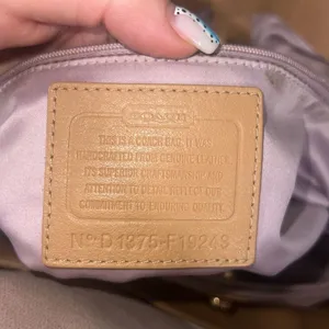 ✨COACH Carryall Ashley Satchel Cowhide Leather shoulder bag✨ thumbnail 6