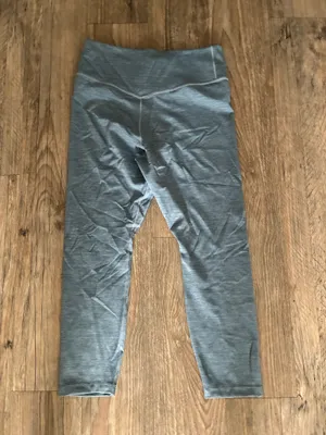 Nike Performance Capri Leggings thumbnail 3