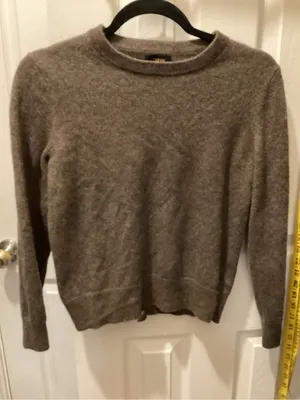 Quince Brown Mongolian Cashmere Crewneck Sweater thumbnail 1