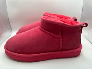 UGG Classic Ultra Mini Boots Women’s US 7 Pink Sheepskin Suede Cozy Slippers thumbnail 2