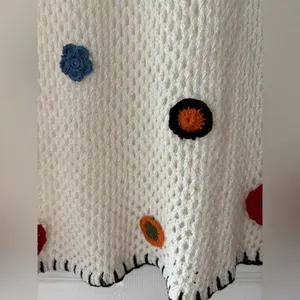 Topshop Crochet Maxi Skirt Elegant Colorful Crochet‎ Flowers NWOT Size 8 - 10 thumbnail 5